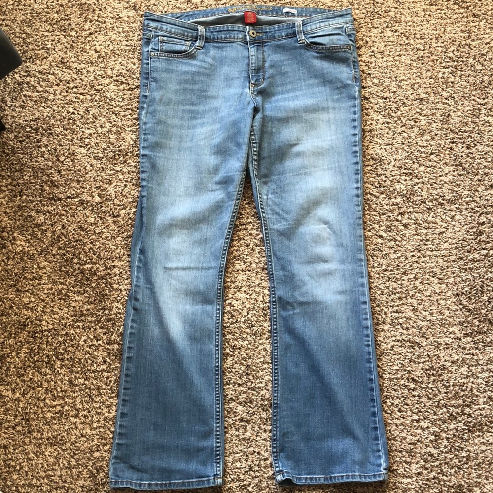 Arizona Jean Co Bootcut 17 Short